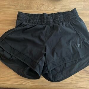 ATHLETA Mesh Racer Run shorts. Size XS.